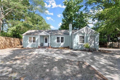 Single Family Residence in Tucker GA 3202 Lawrenceville Highway.jpg