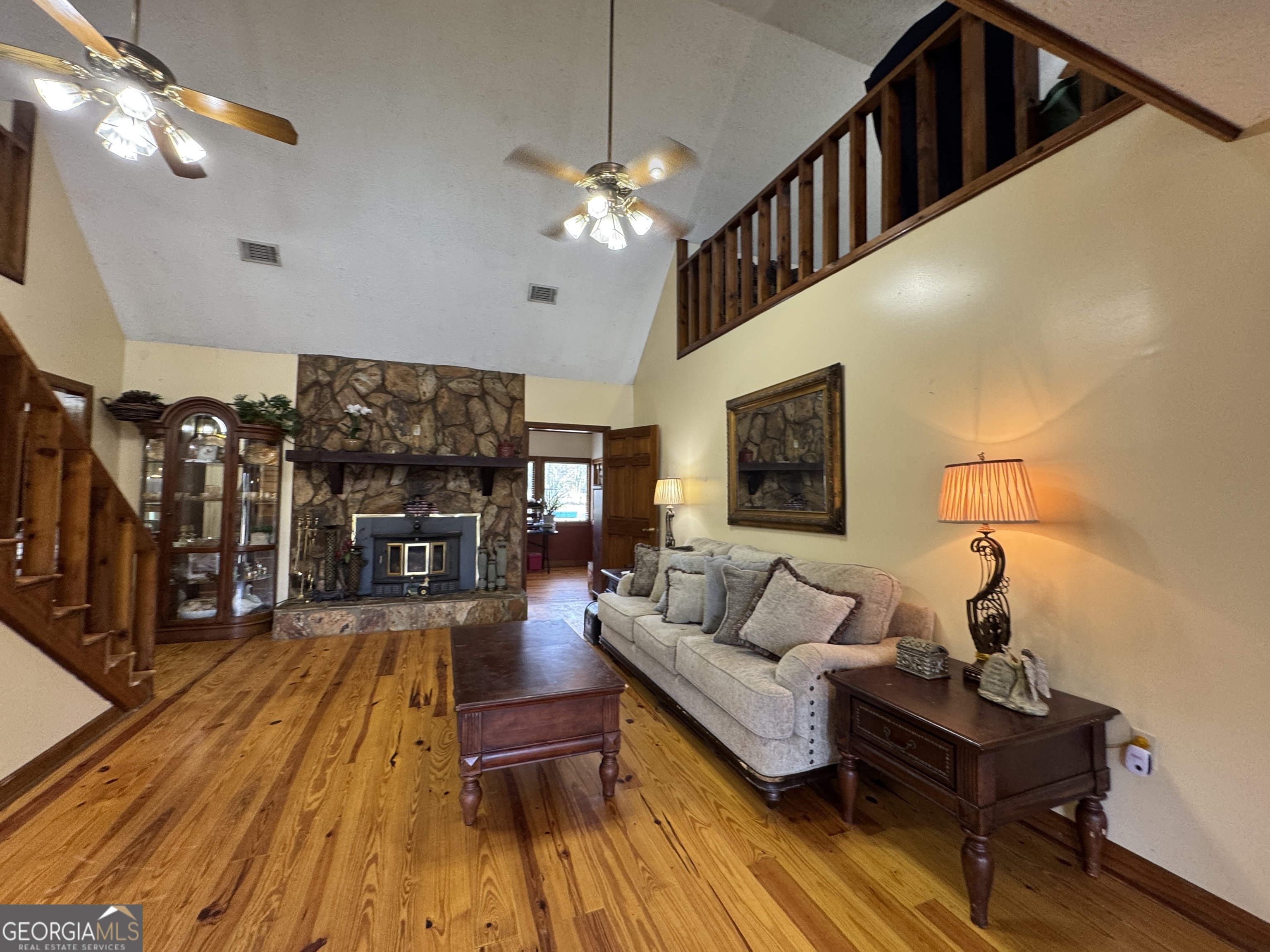 2731 Sawmill RD