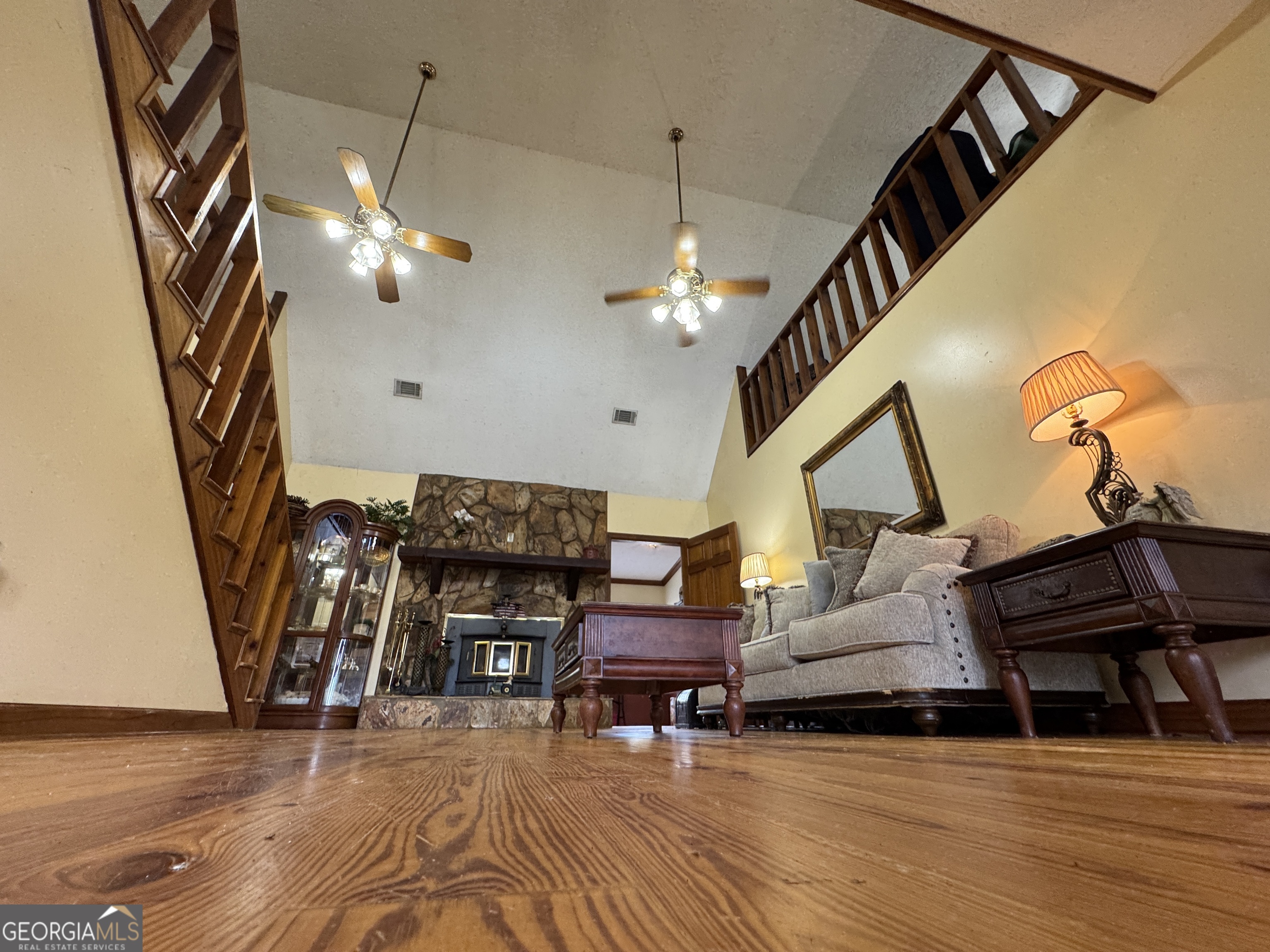 2731 Sawmill RD