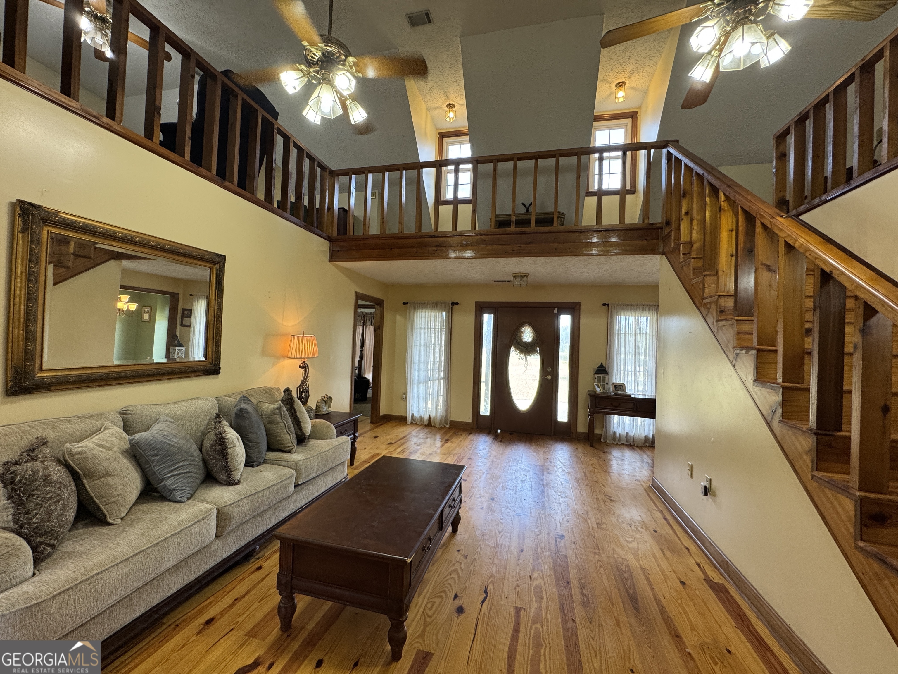 2731 Sawmill RD