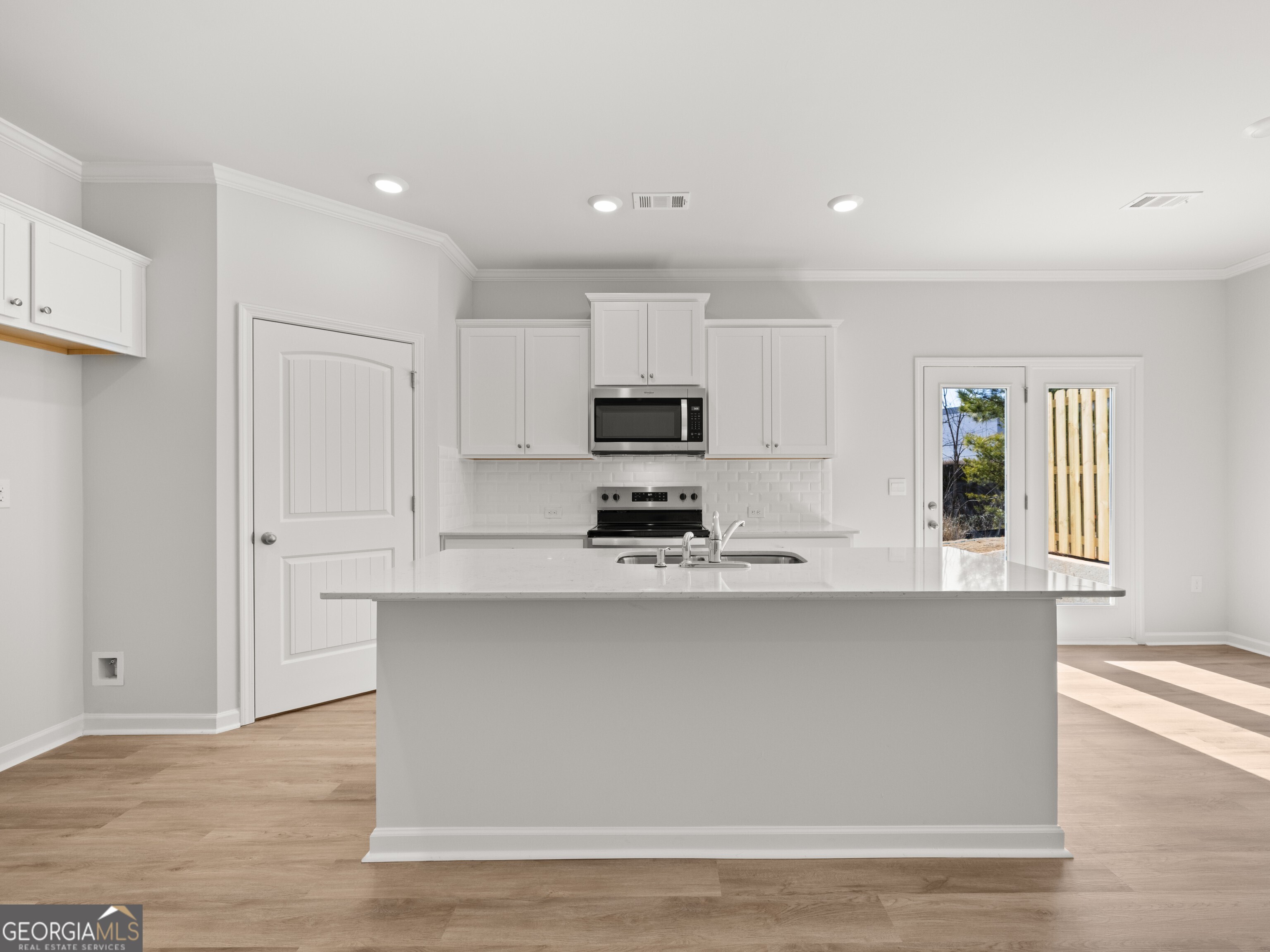4453 Manor Hill DR