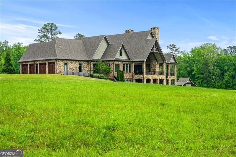 1101 N Flat Rock RD