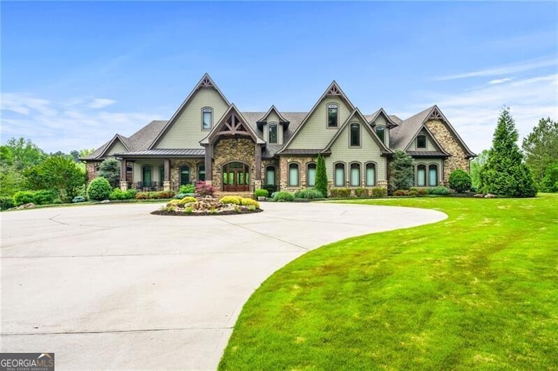 1101 N Flat Rock RD