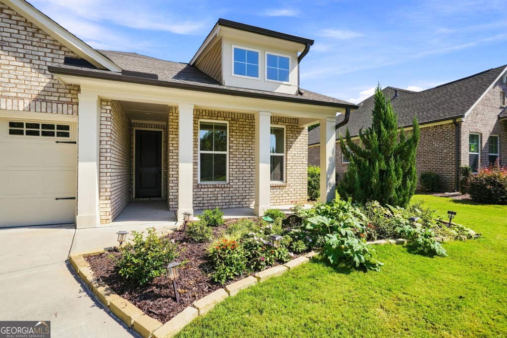 Photo of 201 Floral Valley Drive, Woodstock, GA 30188 (MLS # 10830761)