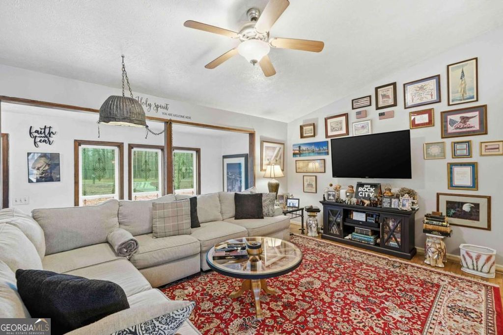 Photo of 478 Victoria Road, Woodstock, GA 30189 (MLS # 10678718)