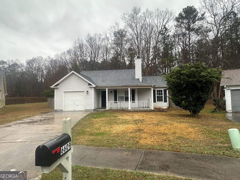 Photo of 6609 Saganaw Drive, Rex, GA 30273 (MLS # 10672351)