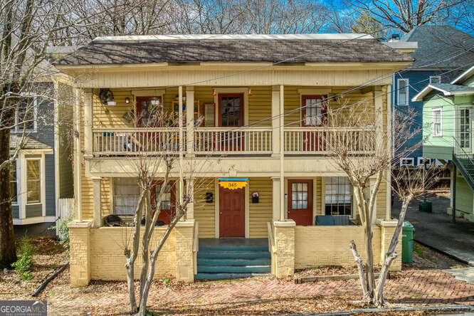 345 Loomis AVE