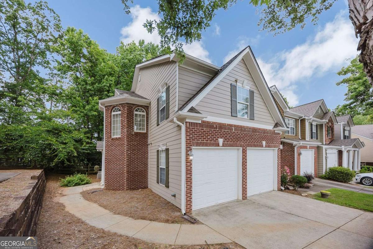 2700 Pierce Brennen CT