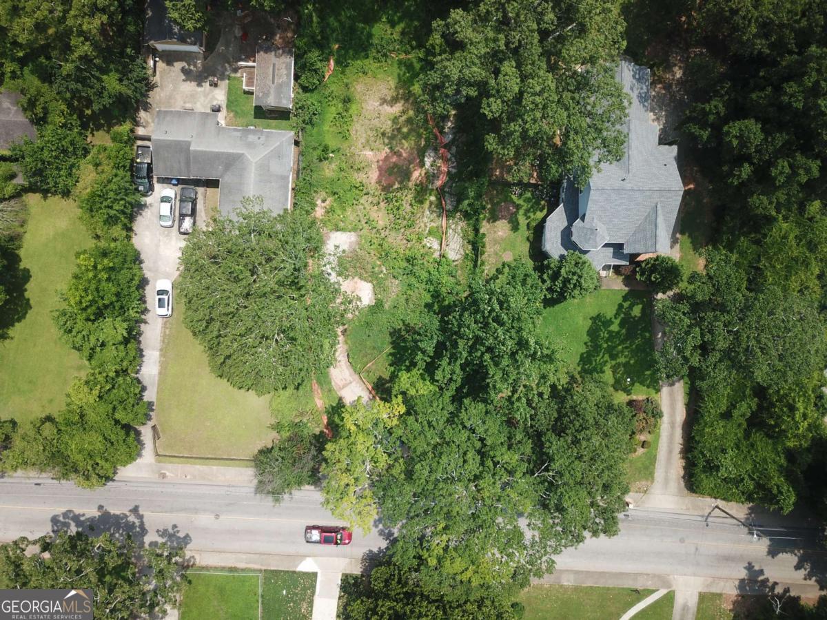11 Claire DR SE
