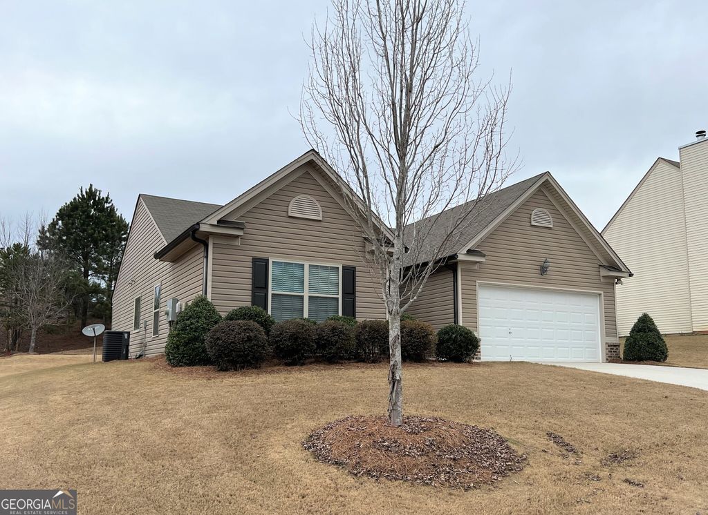 Photo of 3143 Legacy Glen Path, Gainesville, GA 30507 (MLS # 10695078)