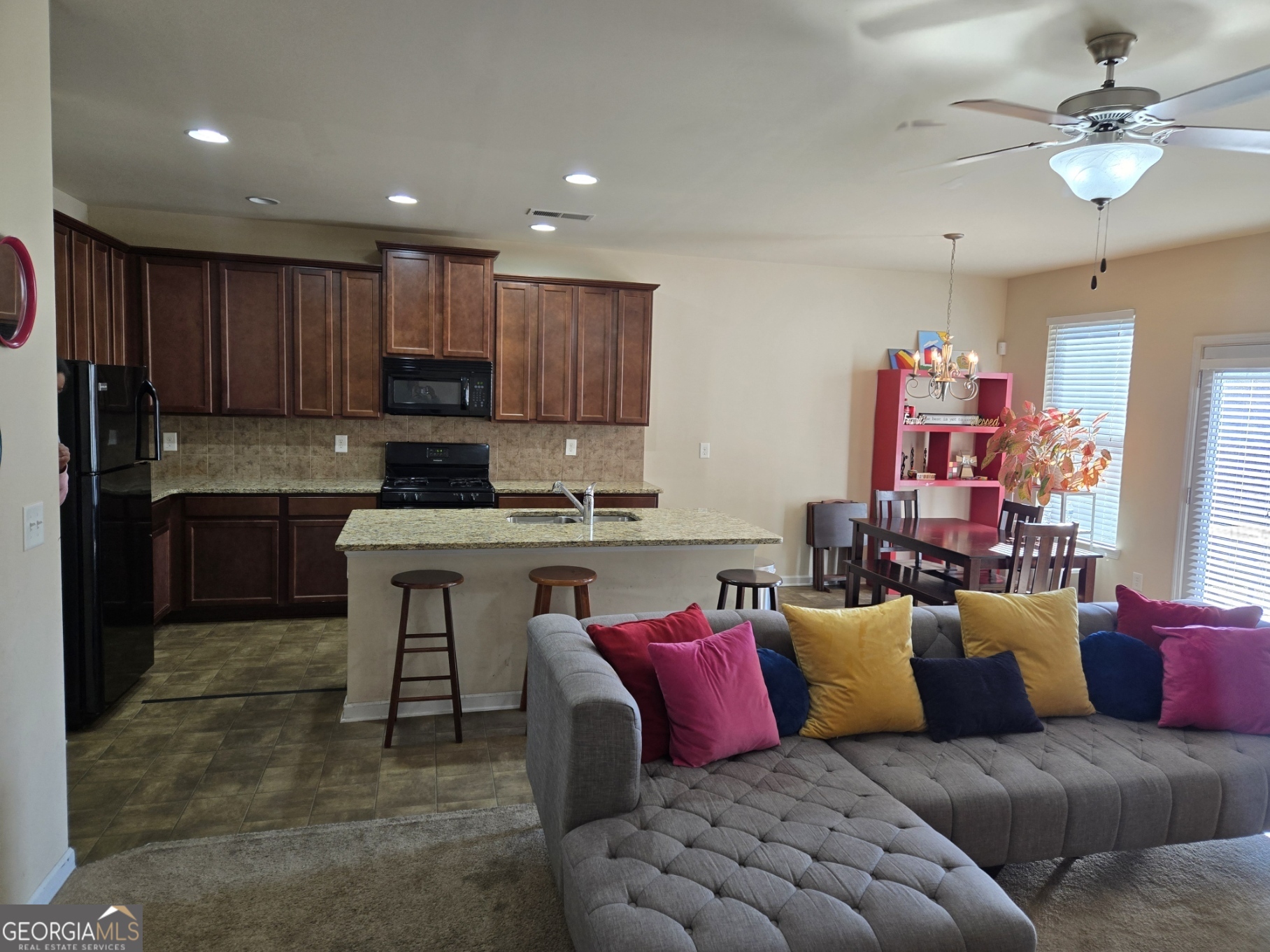 2303 Polaris WAY SW