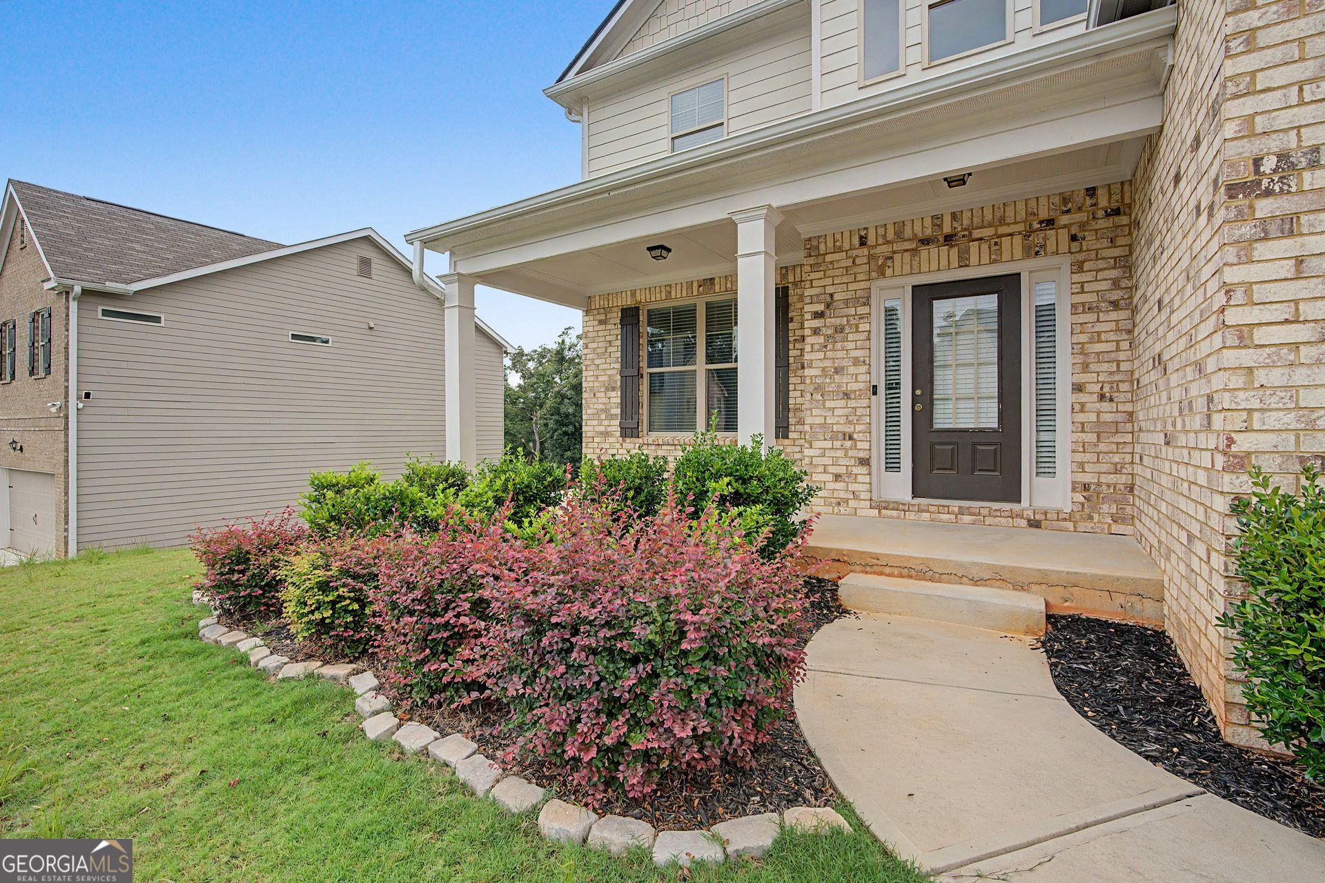 5628 Woodland Greens RD