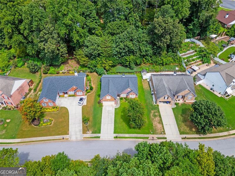 3590 NW BOB HANNAH DR NW