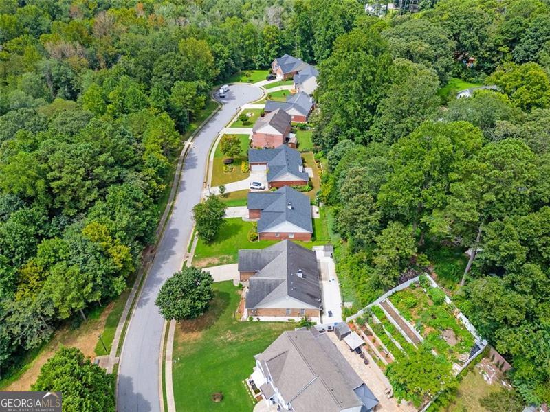 3590 NW BOB HANNAH DR NW