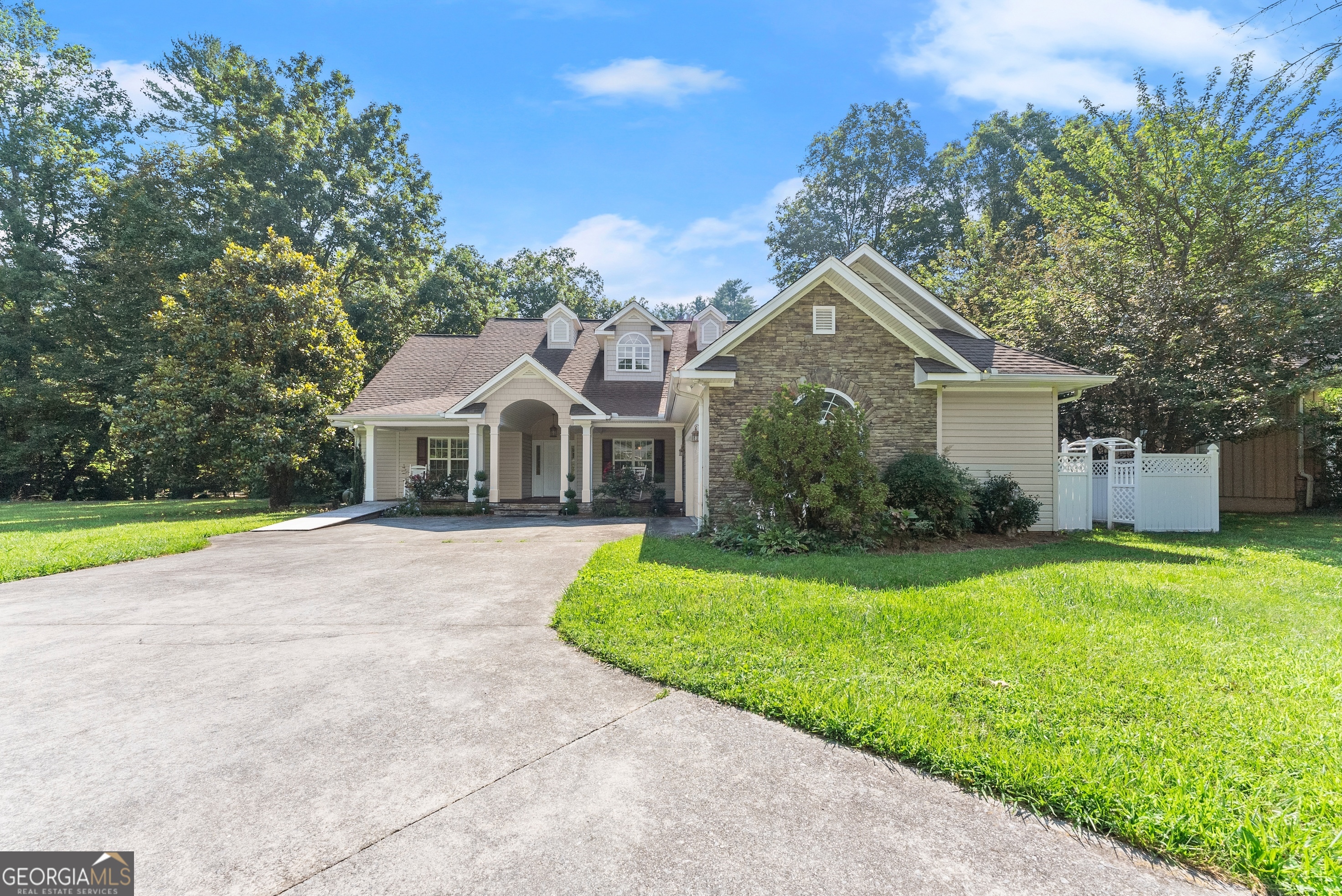2187 Big Pine DR