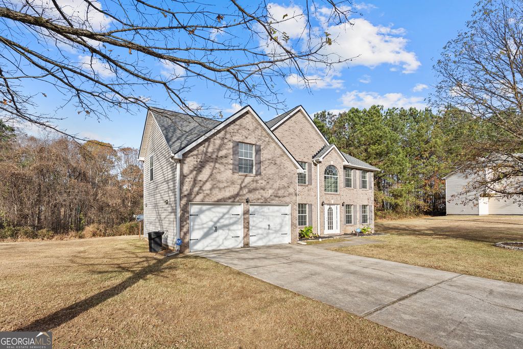 Photo of 1910 Boulder Gate Drive, Ellenwood, GA 30294 (MLS # 10657030)