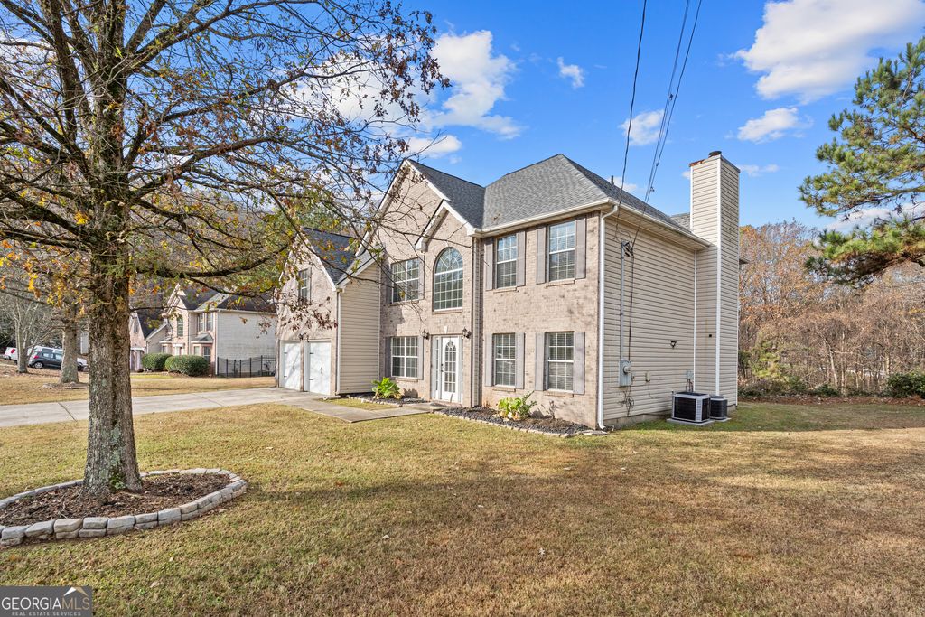 Photo of 1910 Boulder Gate Drive, Ellenwood, GA 30294 (MLS # 10657030)