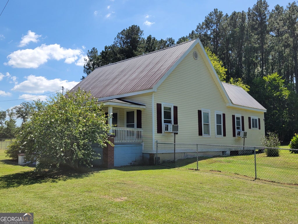 Photo of 2753 Waynesboro Highway, Sylvania, GA 30467 (MLS # 10848868)