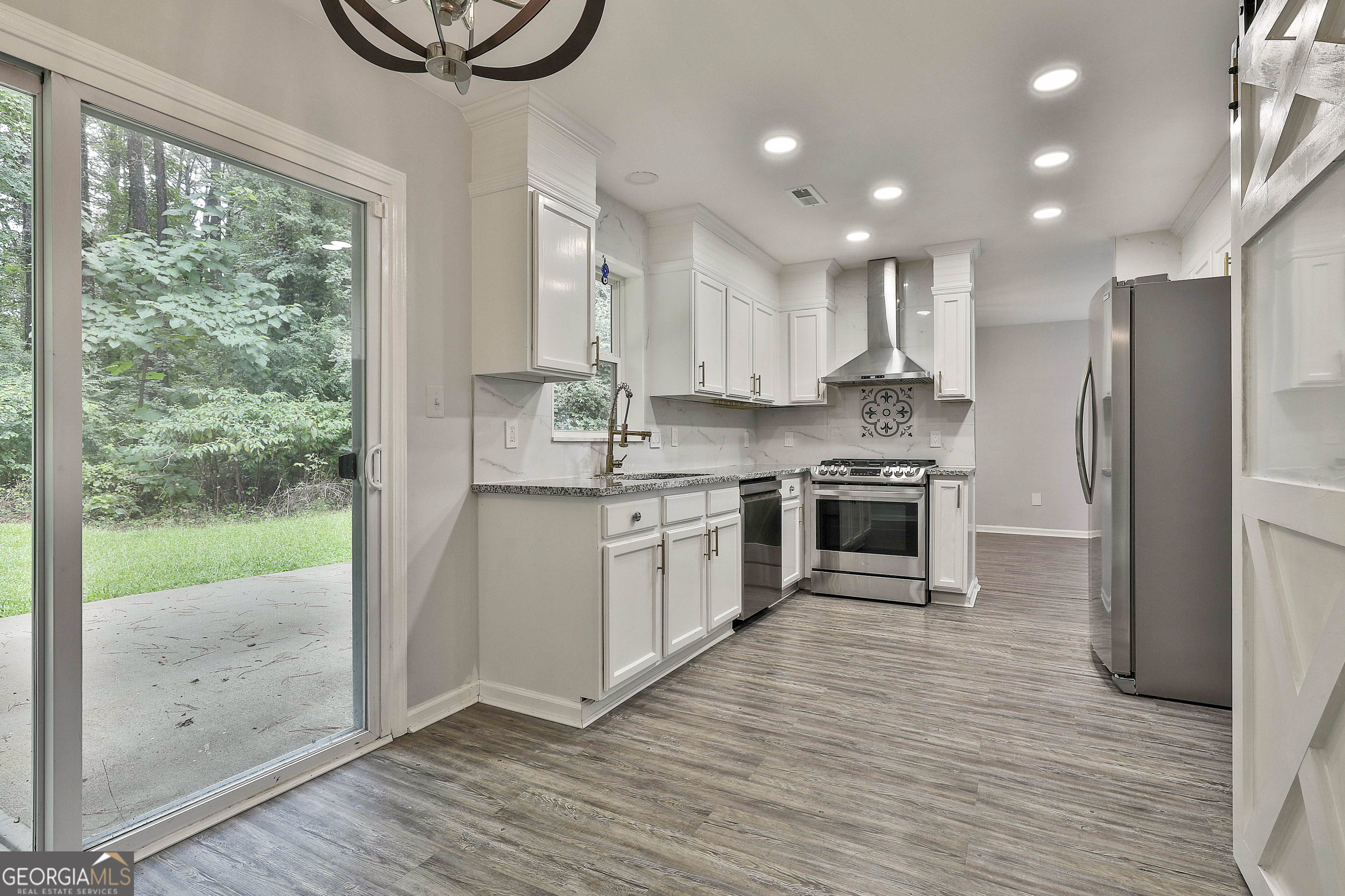 Peachtree City, Georgia 30269, United States, 4 Bedrooms Bedrooms, ,3 BathroomsBathrooms,Residential,Pending,13830