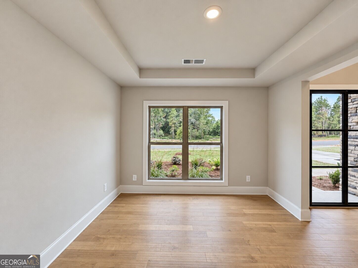 1040 Horizon CT 25