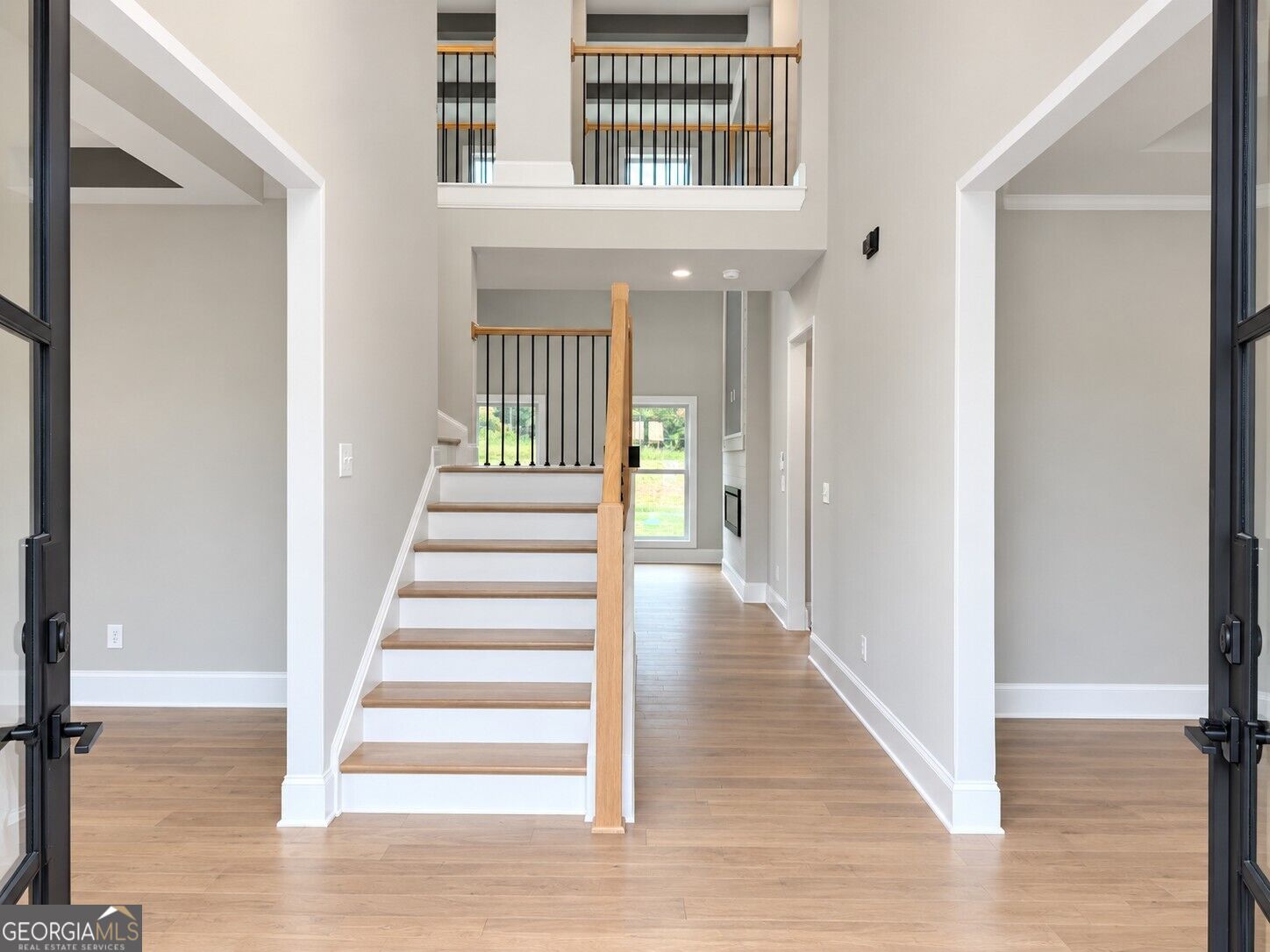 1040 Horizon CT 25