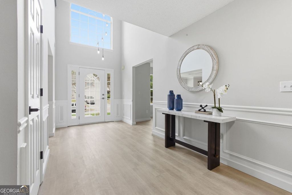 Photo of 7054 Cavender Drive SW, Atlanta, GA 30331 (MLS # 10720165)