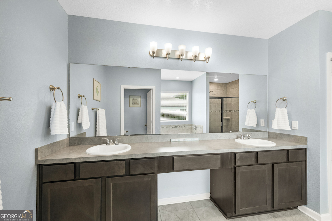 Lake Manor South - Residential