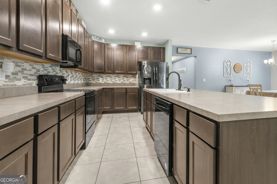Lake Manor South - Residential