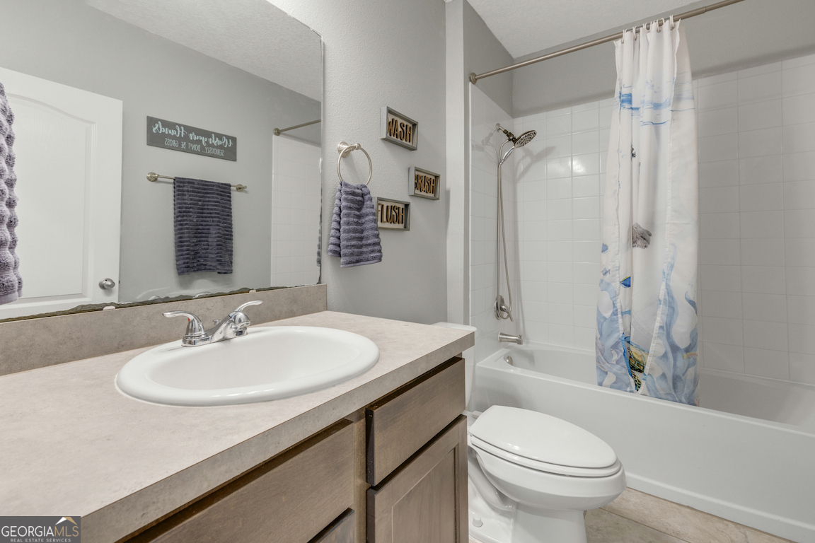 Lake Manor South - Residential