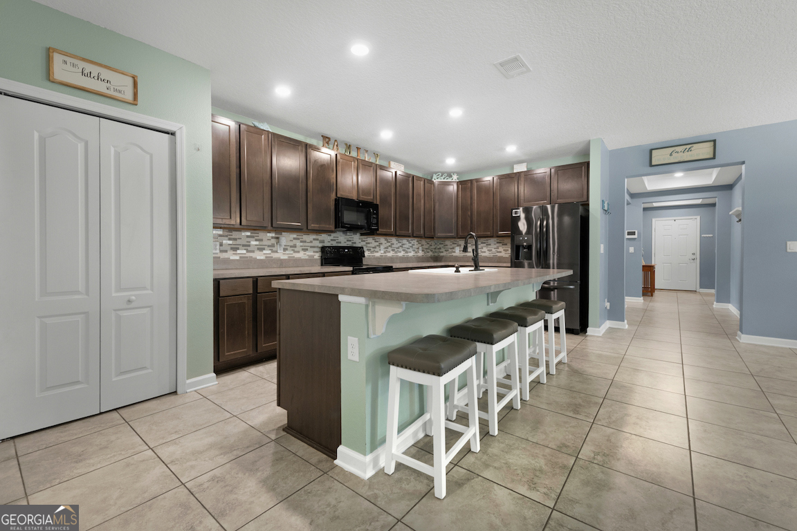 Lake Manor South - Residential