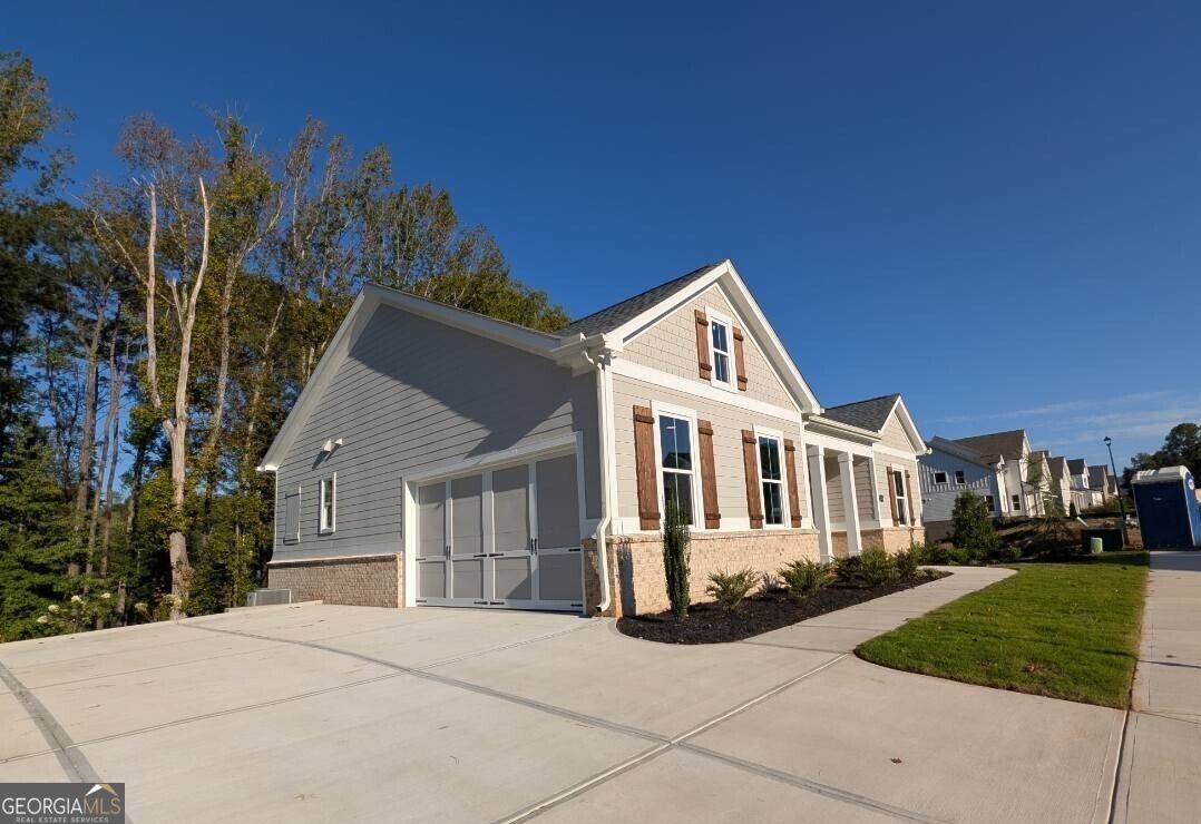 3380 Hillshire DR