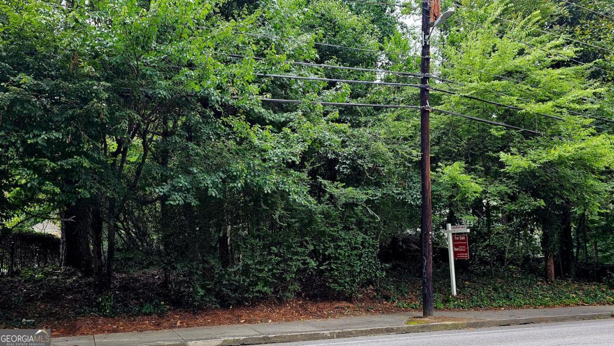 1132 Moores Mill RD NW