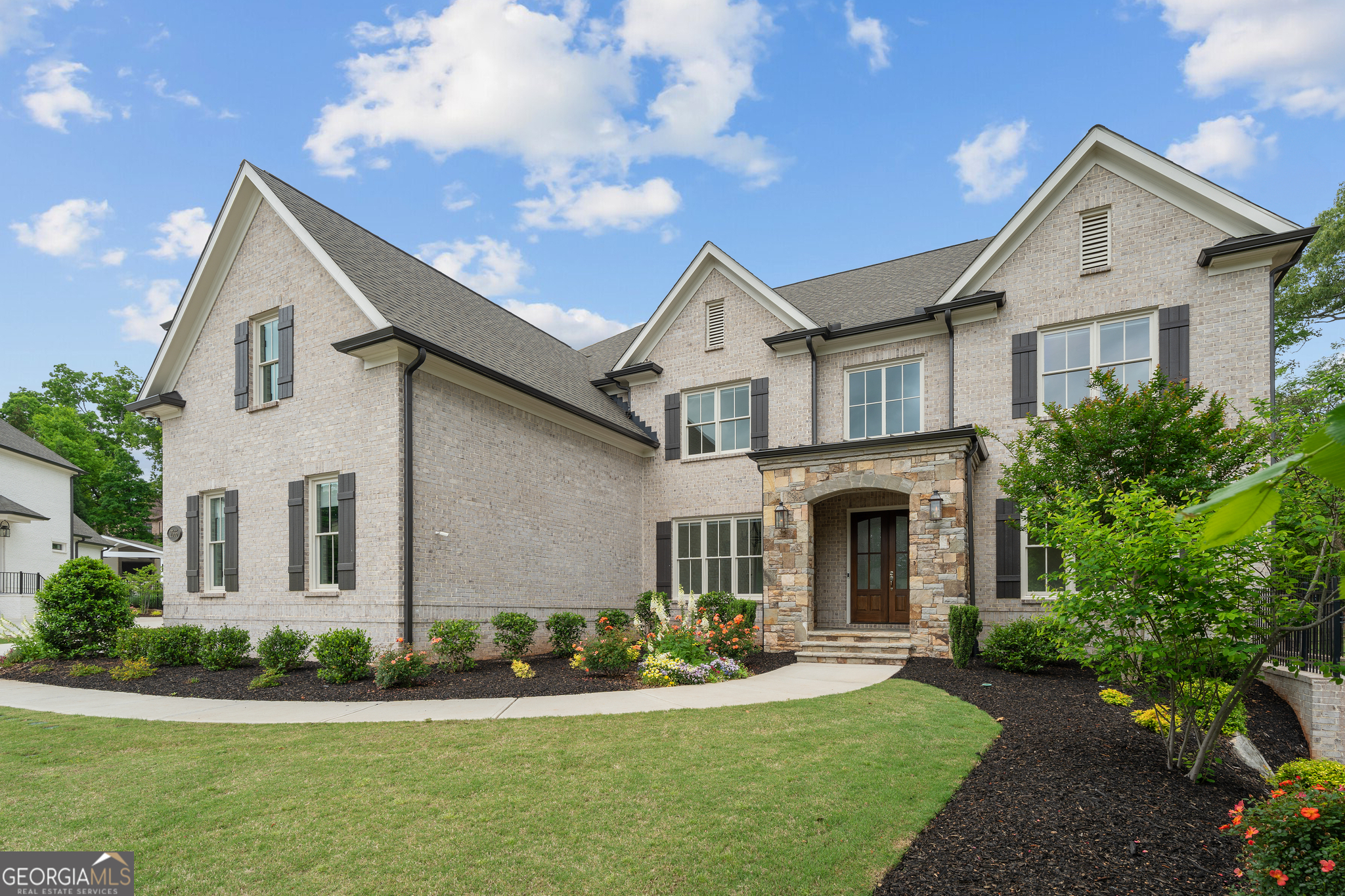 2535 Lake View CT
