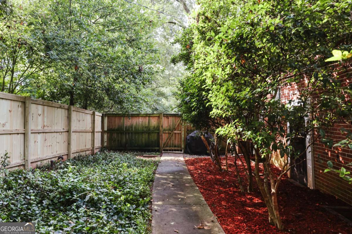 Cobbham - Residential