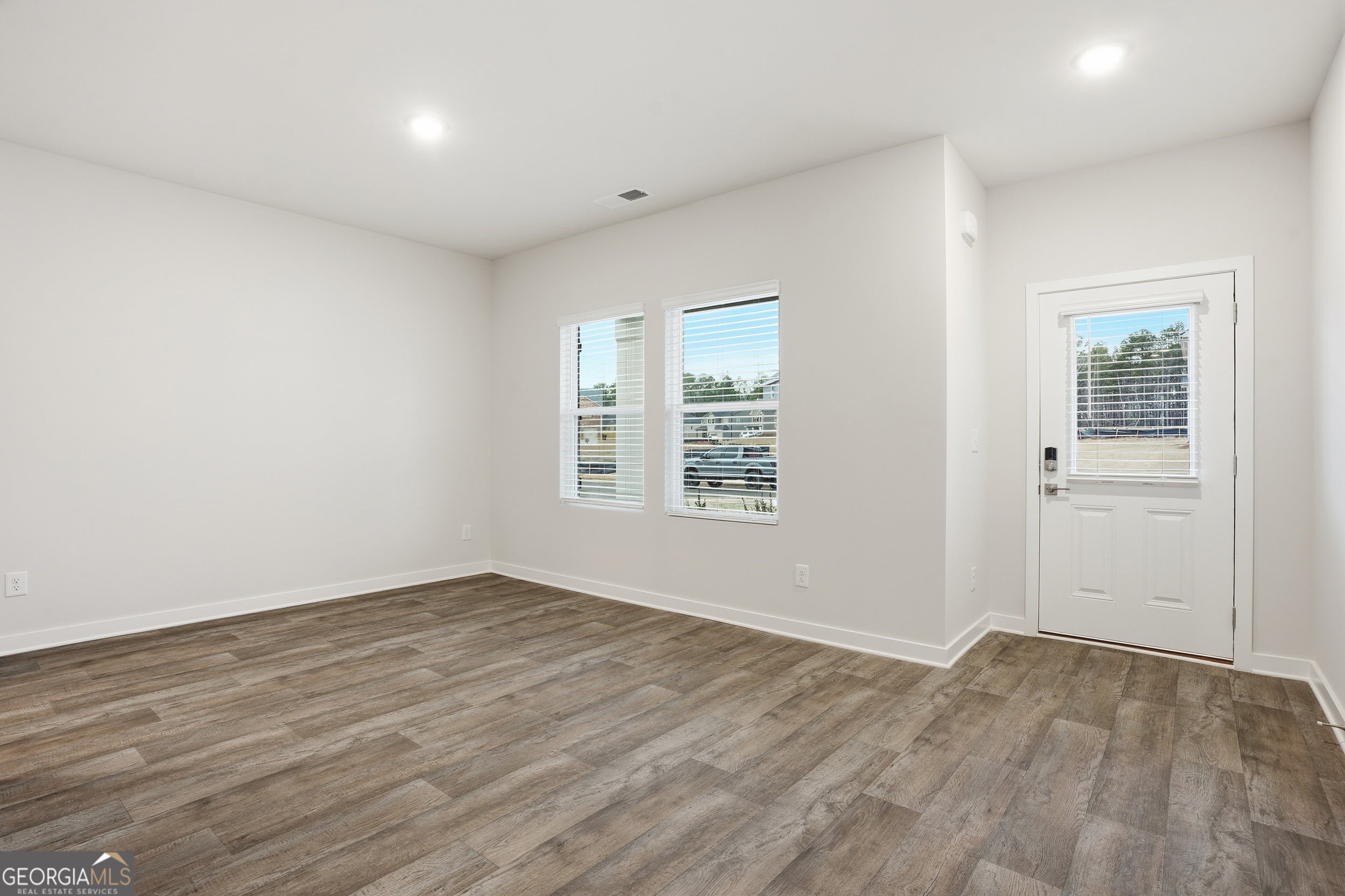 359 Jarrett ST