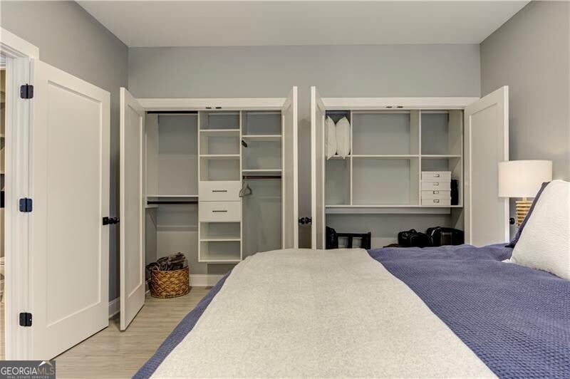 Inwood Walk - Residential