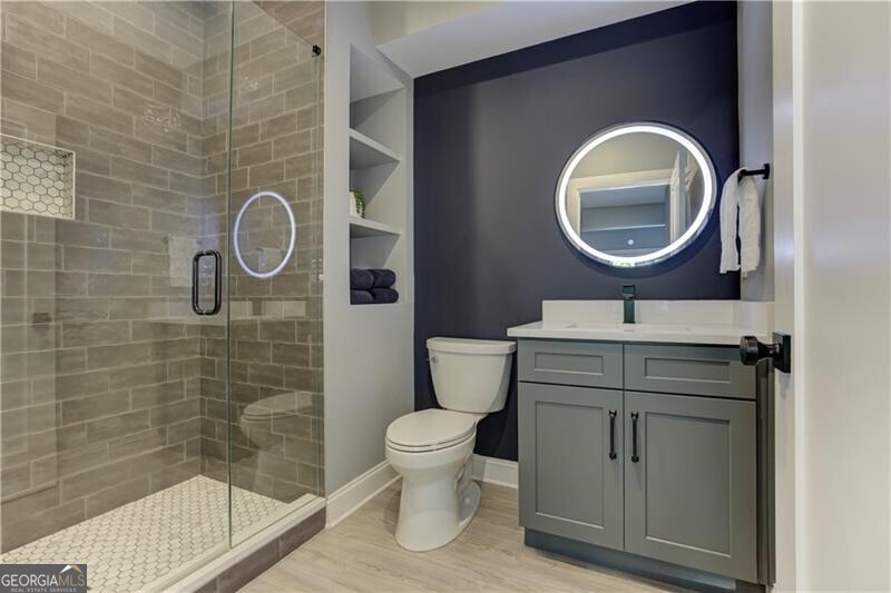 Inwood Walk - Residential