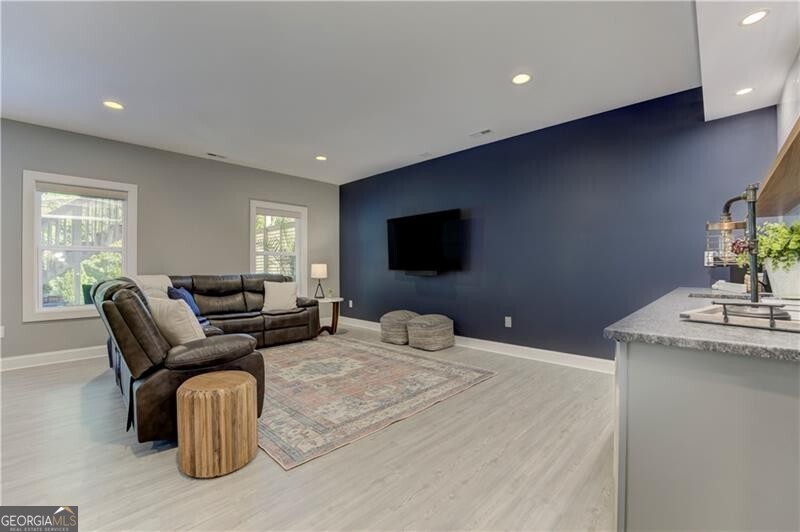 Inwood Walk - Residential