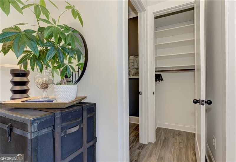 Inwood Walk - Residential