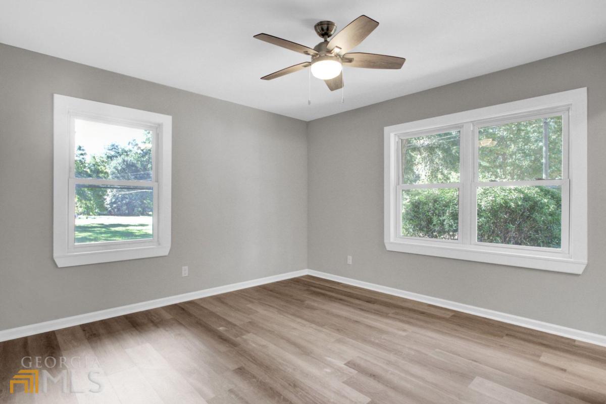 Bouldercrest Acres - Residential