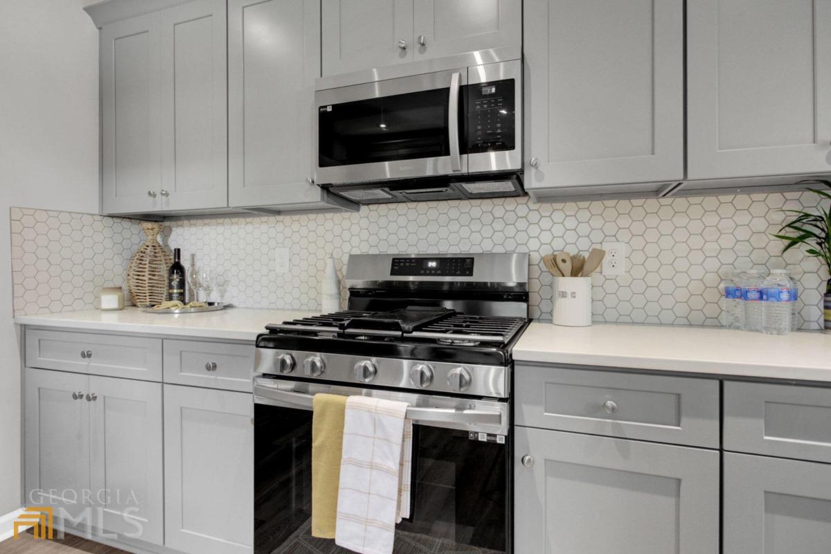 Bouldercrest Acres - Residential