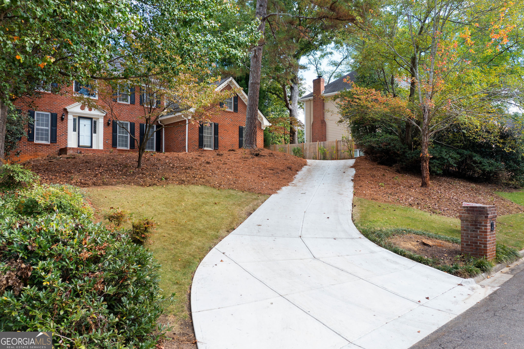 3057 Four Oaks DR