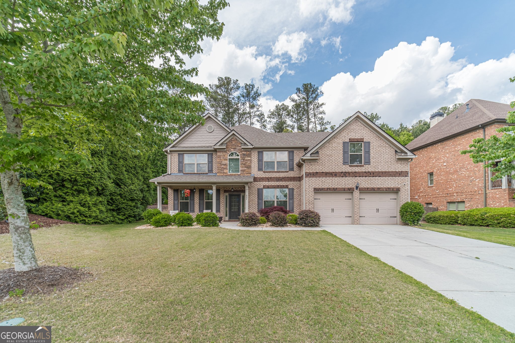882 Nestling DR