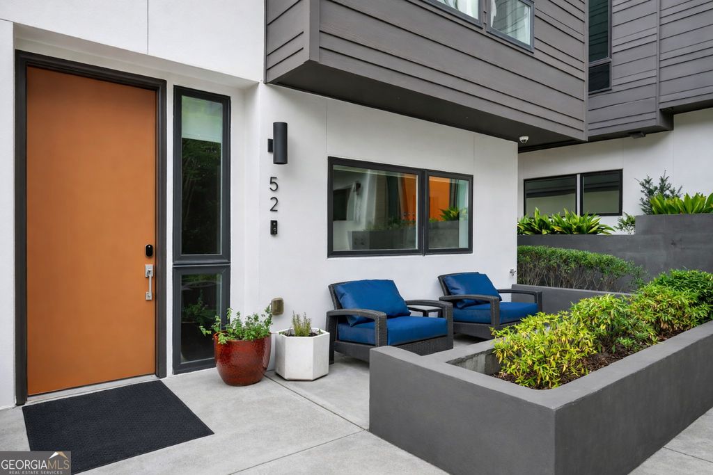 Photo of 52 Reynolds Square Lane #22, Atlanta, GA 30307 (MLS # 10725465)