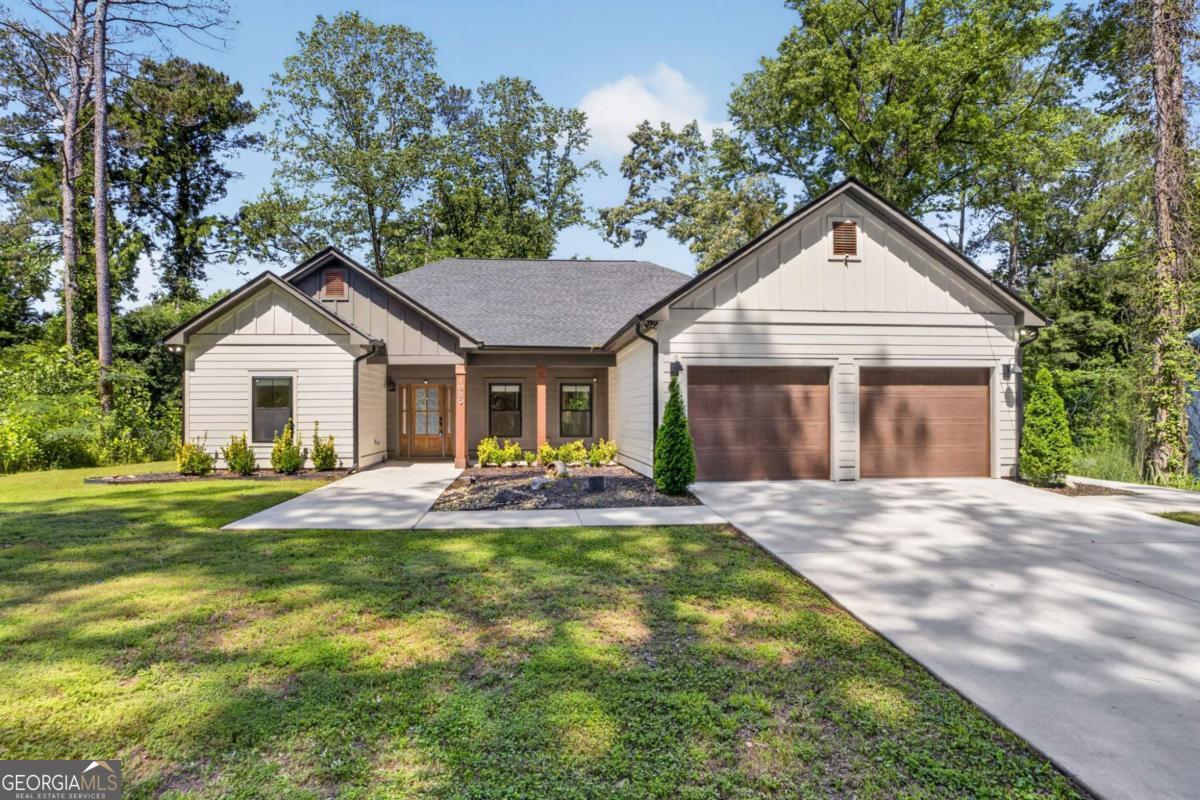 1930 Clark DR