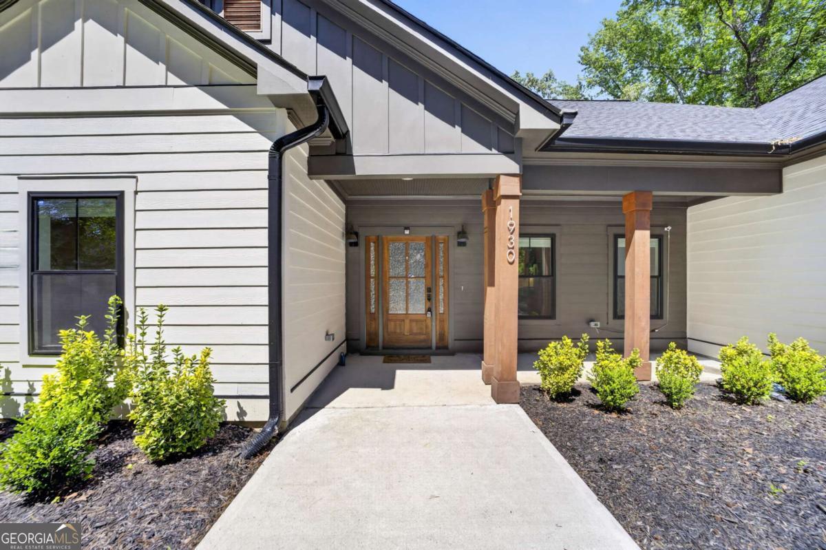 1930 Clark DR