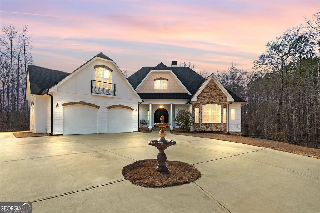 Photo of 656 Paynes Lake Road, Carrollton, GA 30116 (MLS # 10686435)