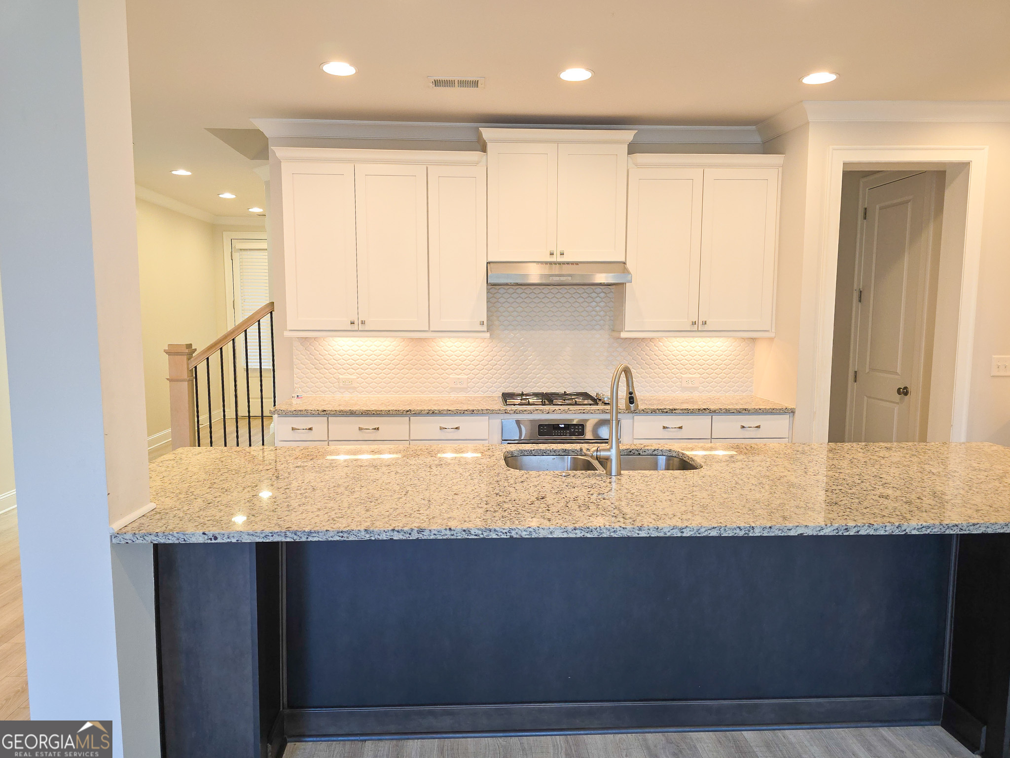 1758 Glenview Park CIR