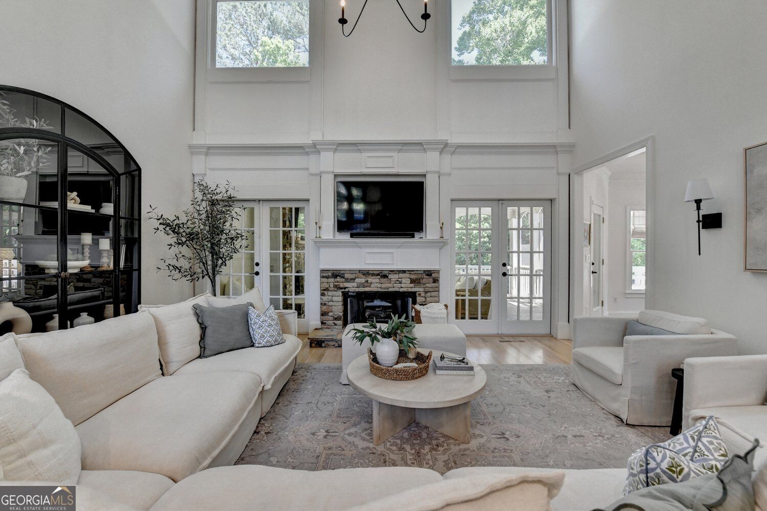 1670 Harvest LN