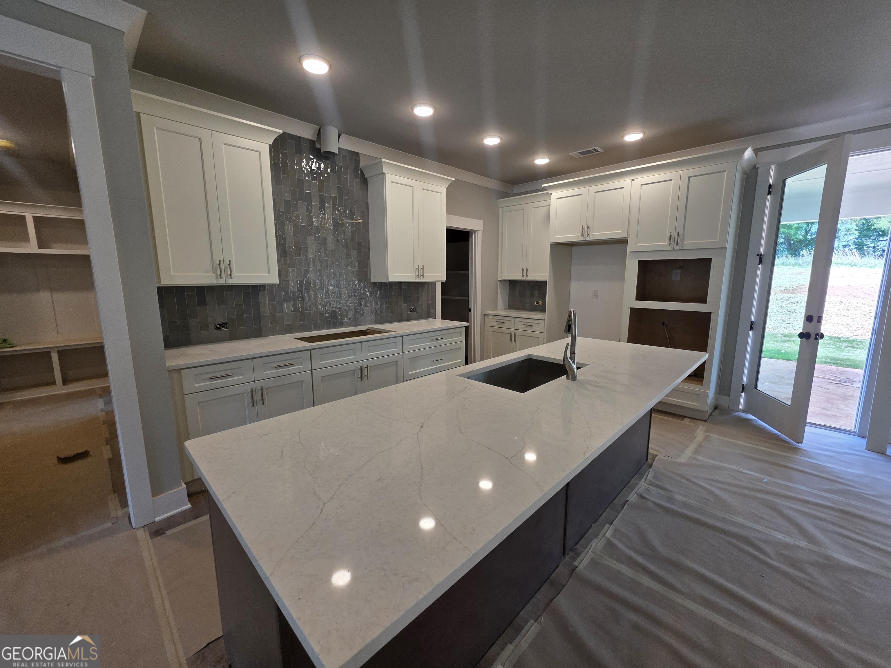 131 Maney DR